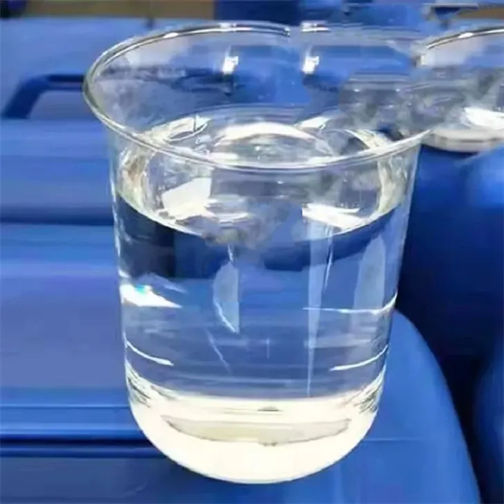 Kozmetična ocena poliizobutilensko olje Cas 9003-27-4 za sijaj za ustnice