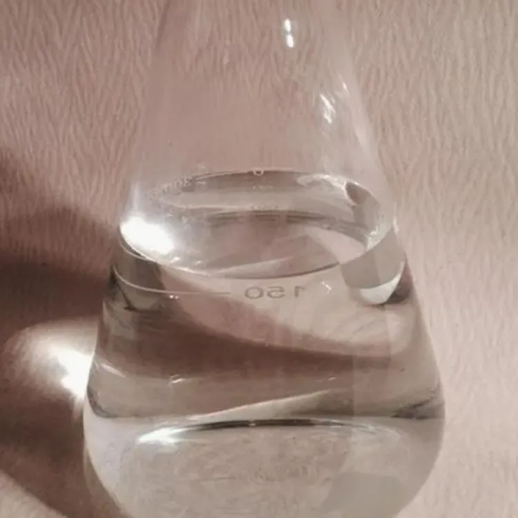 Tekočina za topilo v industrijskem razredu 110-82-7 cikloheksan 99,9% za gumo